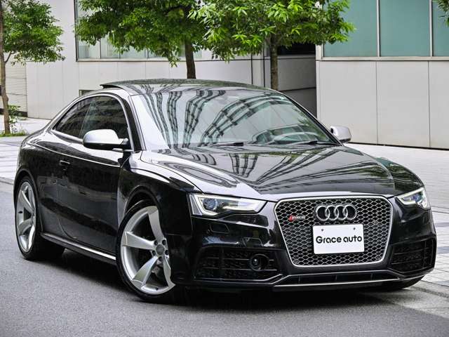 アウディ ＲＳ５ ４．２ ４ＷＤ H25年 (関東) 99