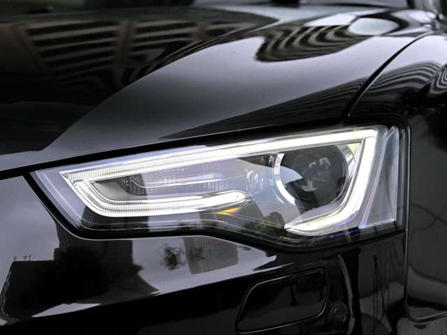 アウディ ＲＳ５ ４．２ ４ＷＤ H25年 (関東) 99