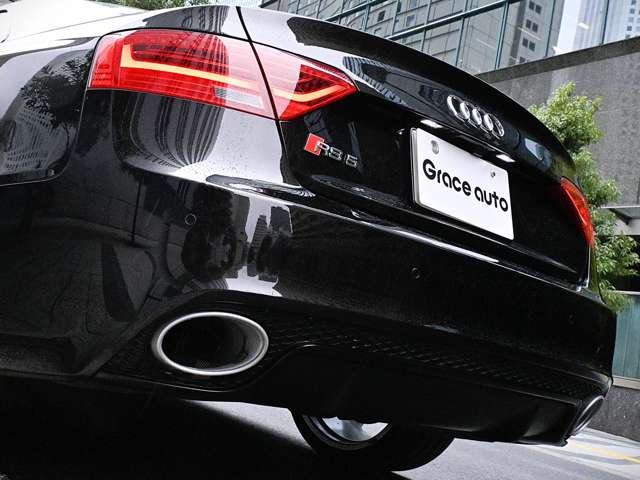 アウディ ＲＳ５ ４．２ ４ＷＤ H25年 (関東) 99