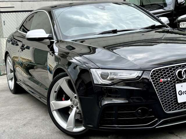 アウディ ＲＳ５ ４．２ ４ＷＤ H25年 (関東) 99
