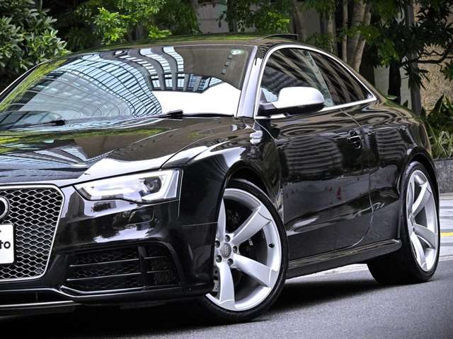 アウディ ＲＳ５ ４．２ ４ＷＤ H25年 (関東) 99