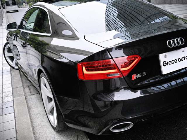 アウディ ＲＳ５ ４．２ ４ＷＤ H25年 (関東) 99