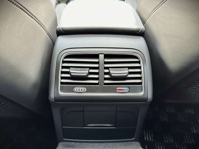 アウディ ＲＳ５ ４．２ ４ＷＤ H25年 (関東) 99