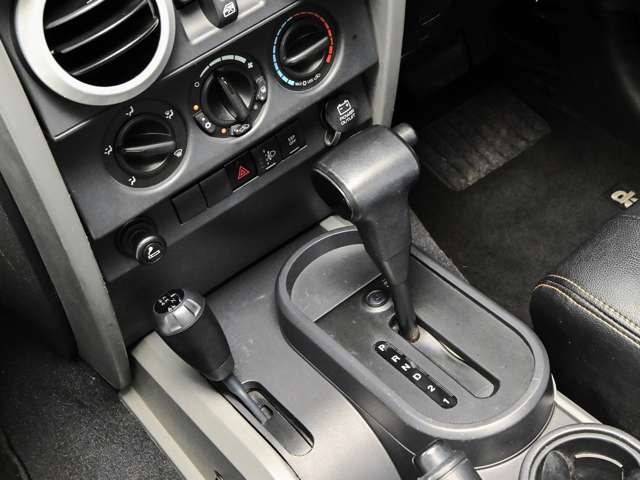 ジープ ラングラー　アンリミテッド アンリミテッド サハラ ４ＷＤ H20年 (関東) 99