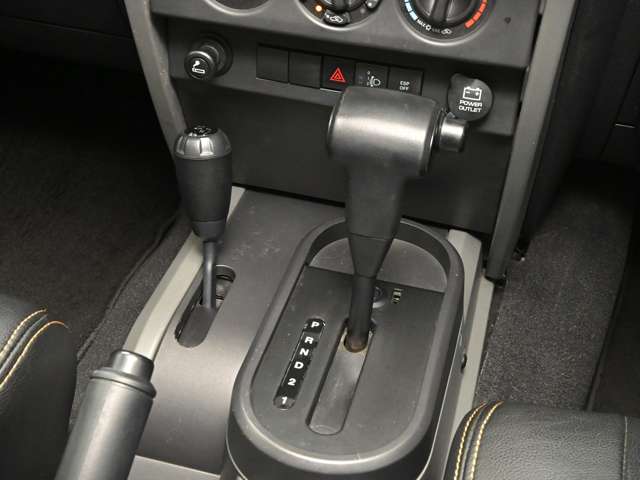 ジープ ラングラー　アンリミテッド アンリミテッド サハラ ４ＷＤ H20年 (関東) 99