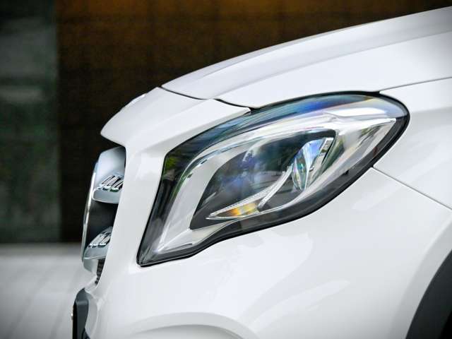 メルセデスベンツ ＧＬＡクラス ＧＬＡ２２０ ４マチック ４ＷＤ R1年 (関東) 99