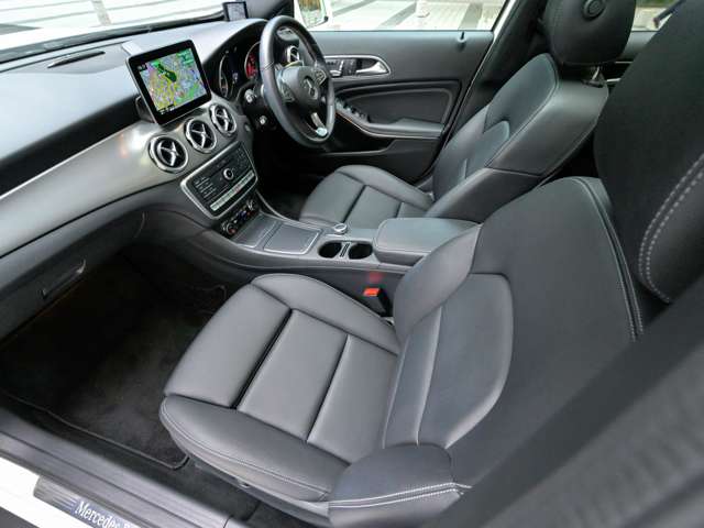 メルセデスベンツ ＧＬＡクラス ＧＬＡ２２０ ４マチック ４ＷＤ R1年 (関東) 99