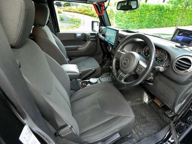 ジープ ラングラー　アンリミテッド アンリミテッド スポーツ ４ＷＤ H28年 (関東) 99