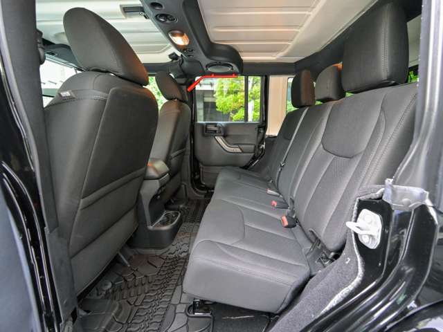 ジープ ラングラー　アンリミテッド アンリミテッド スポーツ ４ＷＤ H28年 (関東) 99