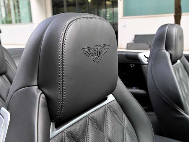 ベントレー コンチネンタルＧＴコンバーチブル Ｖ８ ４ＷＤ H26年 (関東) 99