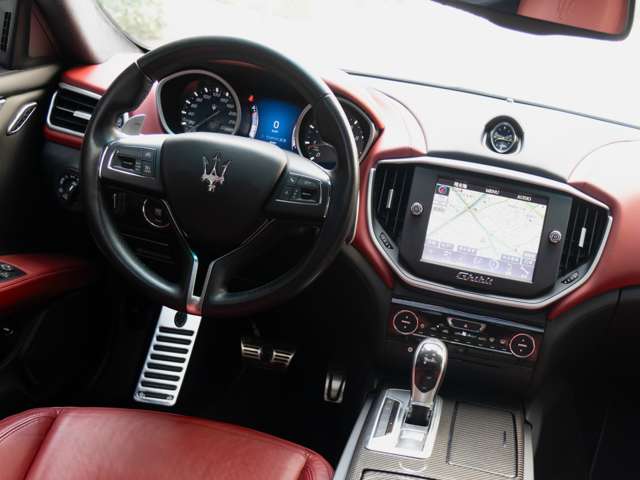 マセラティ ギブリ Ｓ Ｑ４ ４ＷＤ H26年 (関東) 99