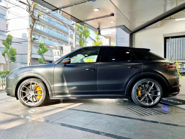 ポルシェ カイエンクーペ ターボ ティプトロニックＳ ４ＷＤ R2年 (関東) 99