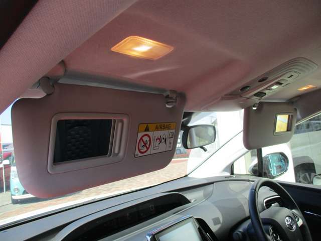 トヨタ プリウスＰＨＶ １．８ Ａ H29年 (甲信越・北陸) 99