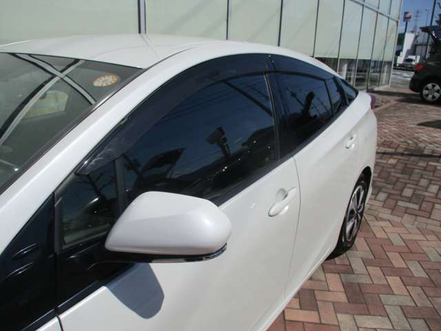 トヨタ プリウスＰＨＶ １．８ Ａ H29年 (甲信越・北陸) 99