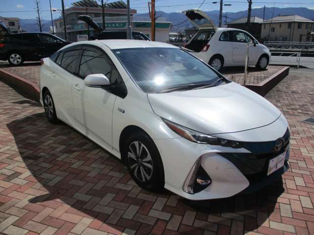 トヨタ プリウスＰＨＶ １．８ Ａ H29年 (甲信越・北陸) 99