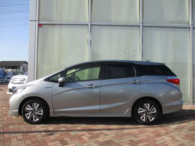 ホンダ シャトル １．５ ハイブリッド Ｘ H27年 (甲信越・北陸) 99