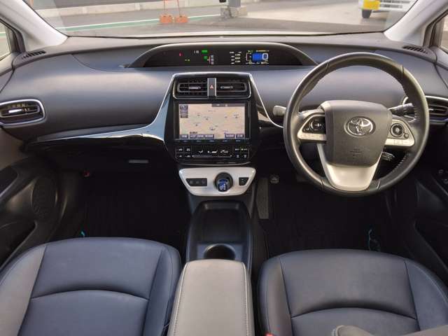 トヨタ プリウス １．８ Ｓ ツーリングセレクション H28年 () 99