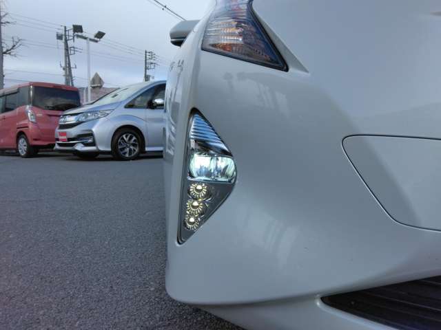 トヨタ プリウス １．８ Ｓ ツーリングセレクション H28年 () 99