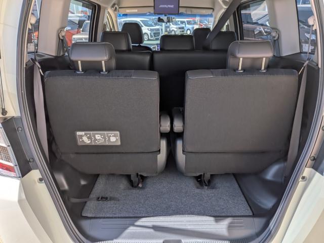 ホンダ フリード　ハイブリッド １．５ ＨＹＢＲＩＤ 後席モニター 両側電動 H24年 () 99