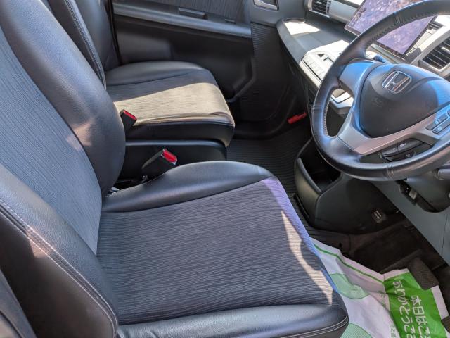 ホンダ フリード　ハイブリッド １．５ ＨＹＢＲＩＤ 後席モニター 両側電動 H24年 () 99