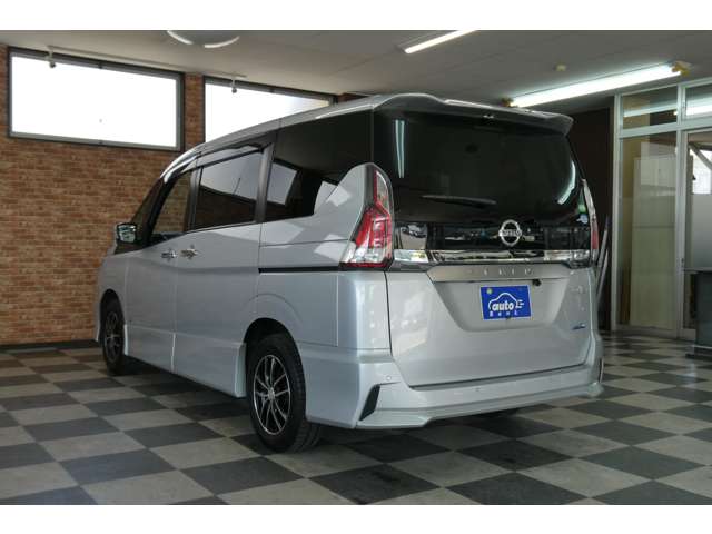 日産 セレナ ２．０ ハイウェイスター ４ＷＤ H29年 (東北) 99