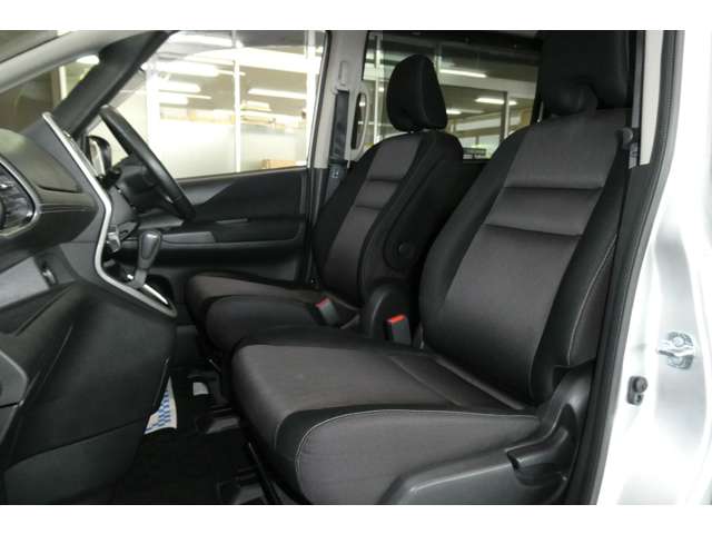 日産 セレナ ２．０ ハイウェイスター ４ＷＤ H29年 (東北) 99