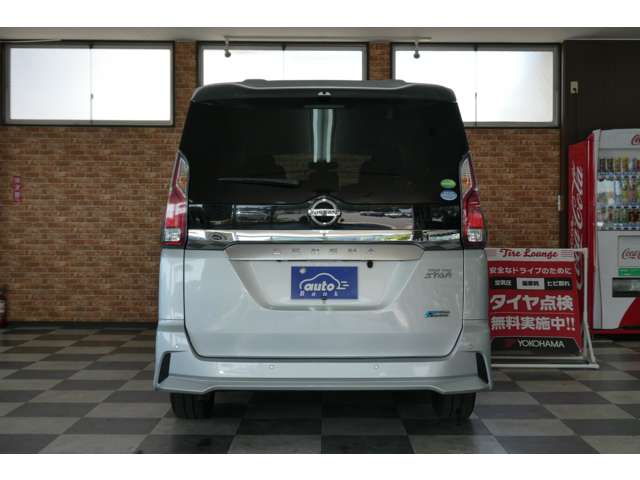 日産 セレナ ２．０ ハイウェイスター ４ＷＤ H29年 (東北) 99