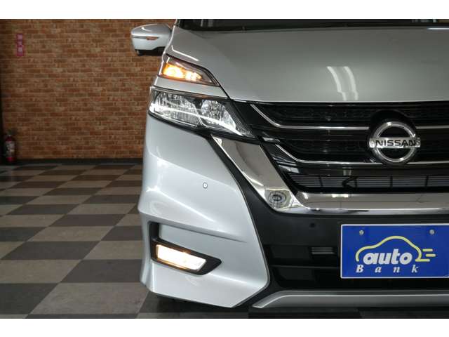 日産 セレナ ２．０ ハイウェイスター ４ＷＤ H29年 (東北) 99