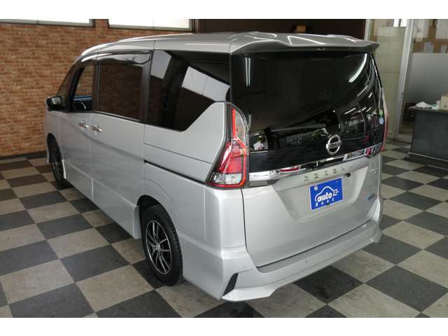 日産 セレナ ２．０ ハイウェイスター ４ＷＤ H29年 (東北) 99