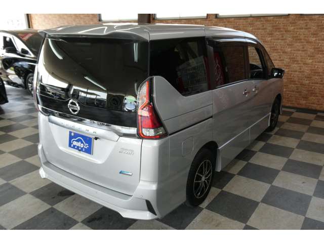 日産 セレナ ２．０ ハイウェイスター ４ＷＤ H29年 (東北) 99