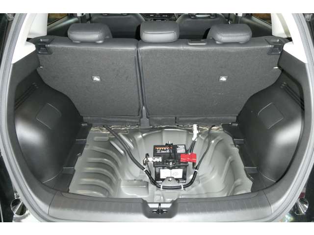 日産 ノートオーラ １．２ Ｇ レザーエディション R7年 (東北) 99
