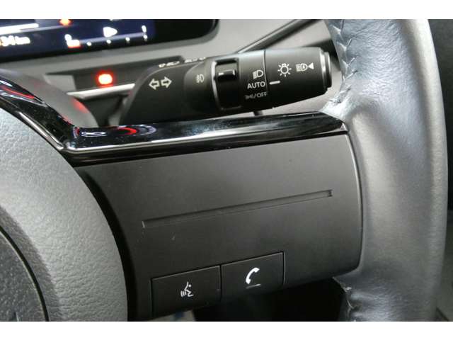 日産 ノートオーラ １．２ Ｇ レザーエディション R7年 (東北) 99