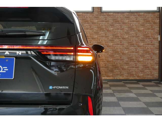 日産 ノートオーラ １．２ Ｇ レザーエディション R7年 (東北) 99