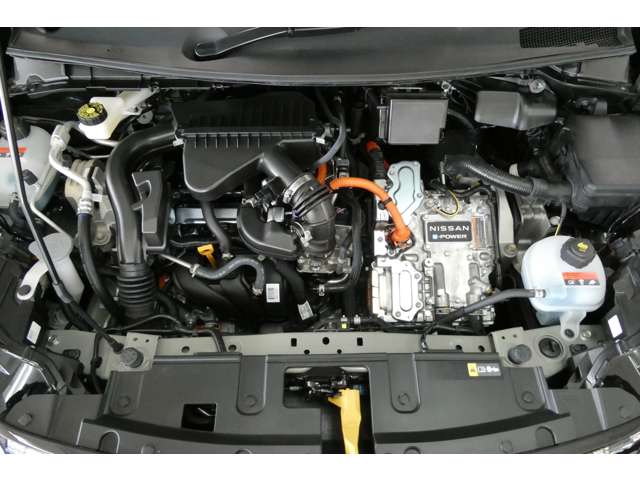 日産 ノートオーラ １．２ Ｇ レザーエディション R7年 (東北) 99