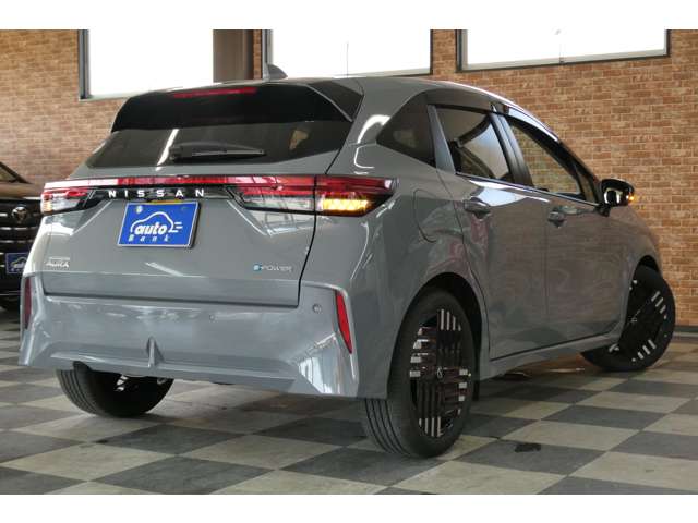 日産 ノートオーラ １．２ Ｇ レザーエディション R7年 (東北) 99