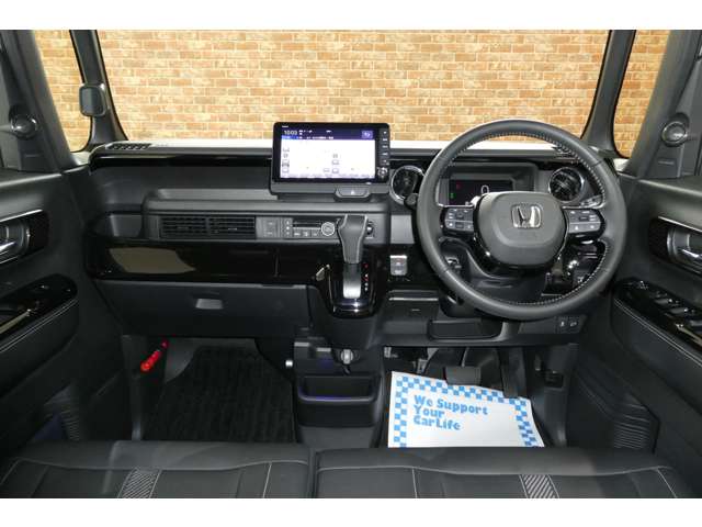 ホンダ Ｎ　ＢＯＸ カスタム ６６０ ターボ コーディネートスタイル ２トーン ４ＷＤ R5年 (東北) 99