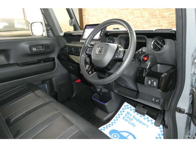 ホンダ Ｎ　ＢＯＸ カスタム ６６０ ターボ コーディネートスタイル ２トーン ４ＷＤ R5年 (東北) 99