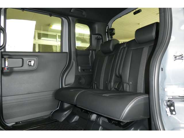 ホンダ Ｎ　ＢＯＸ カスタム ６６０ ターボ コーディネートスタイル ２トーン ４ＷＤ R5年 (東北) 99