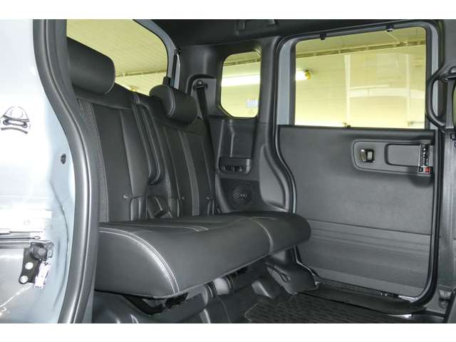 ホンダ Ｎ　ＢＯＸ カスタム ６６０ ターボ コーディネートスタイル ２トーン ４ＷＤ R5年 (東北) 99