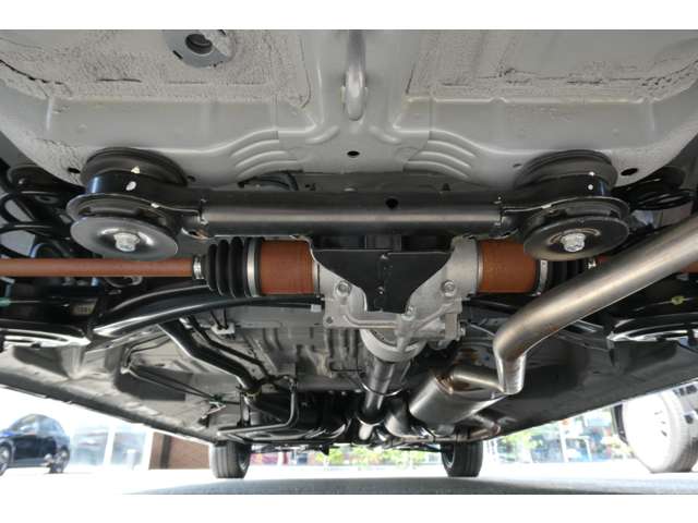 ホンダ Ｎ　ＢＯＸ カスタム ６６０ ターボ コーディネートスタイル ２トーン ４ＷＤ R5年 (東北) 99
