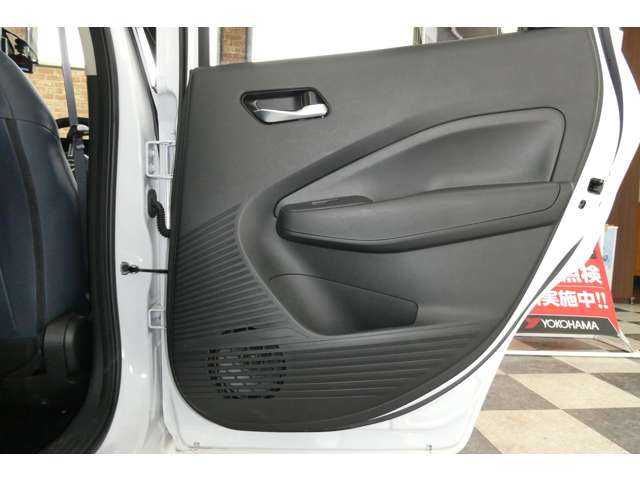 日産 ノート １．２ ＡＵＴＥＣＨ ＦＯＵＲ ４ＷＤ R3年 (東北) 99