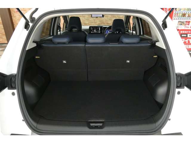 日産 ノート １．２ ＡＵＴＥＣＨ ＦＯＵＲ ４ＷＤ R3年 (東北) 99