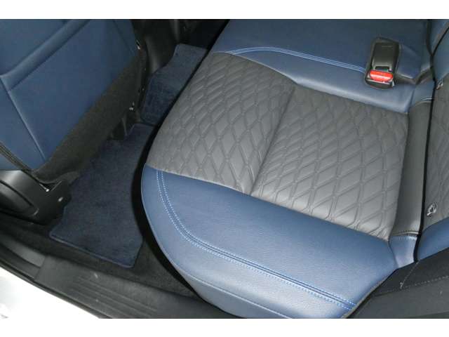 日産 ノート １．２ ＡＵＴＥＣＨ ＦＯＵＲ ４ＷＤ R3年 (東北) 99