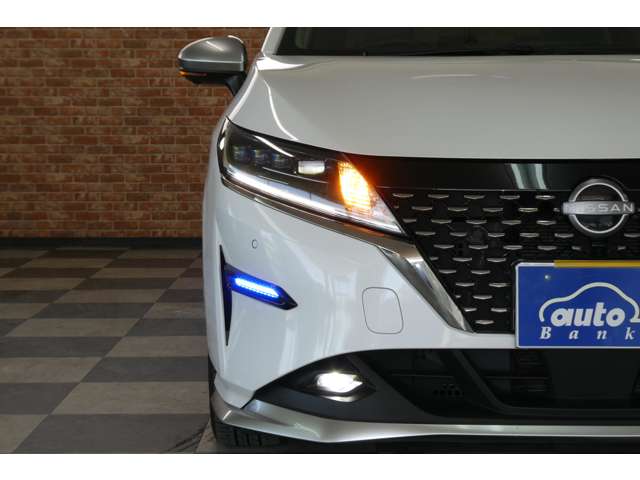 日産 ノート １．２ ＡＵＴＥＣＨ ＦＯＵＲ ４ＷＤ R3年 (東北) 99