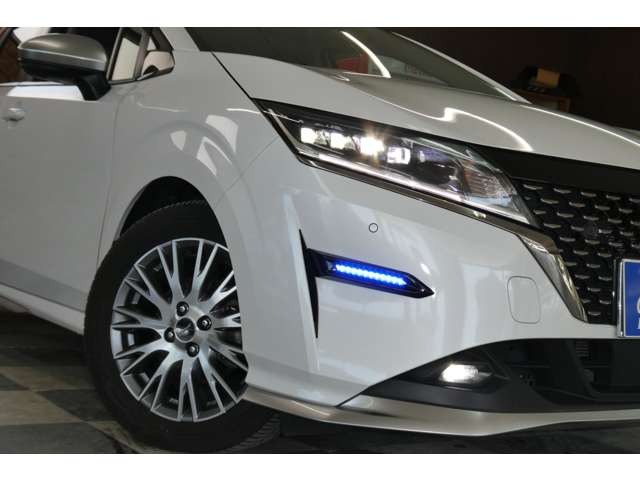 日産 ノート １．２ ＡＵＴＥＣＨ ＦＯＵＲ ４ＷＤ R3年 (東北) 99