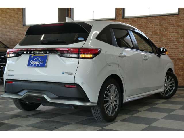 日産 ノート １．２ ＡＵＴＥＣＨ ＦＯＵＲ ４ＷＤ R3年 (東北) 99