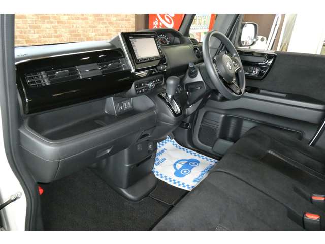 ホンダ Ｎ　ＢＯＸ カスタム ６６０ Ｌ ４ＷＤ R4年 (東北) 99