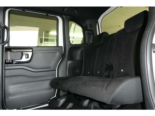 ホンダ Ｎ　ＢＯＸ カスタム ６６０ Ｌ ４ＷＤ R4年 (東北) 99