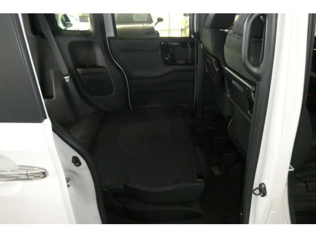 ホンダ Ｎ　ＢＯＸ カスタム ６６０ Ｌ ４ＷＤ R4年 (東北) 99