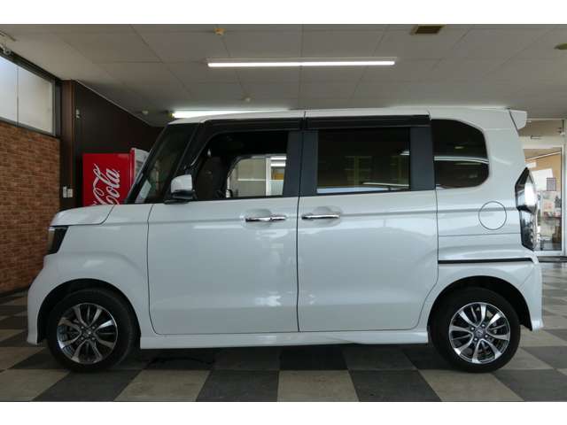 ホンダ Ｎ　ＢＯＸ カスタム ６６０ Ｌ ４ＷＤ R4年 (東北) 99